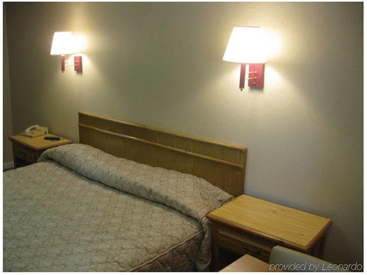 Red Carpet Inn Absecon Galloway Quarto foto